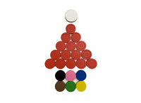 De 15 rode fiches, 6 kleurfiches (geel, groen, bruin, blauw, roze, zwart) en witte stootsteen van Carrooka Classic Groen